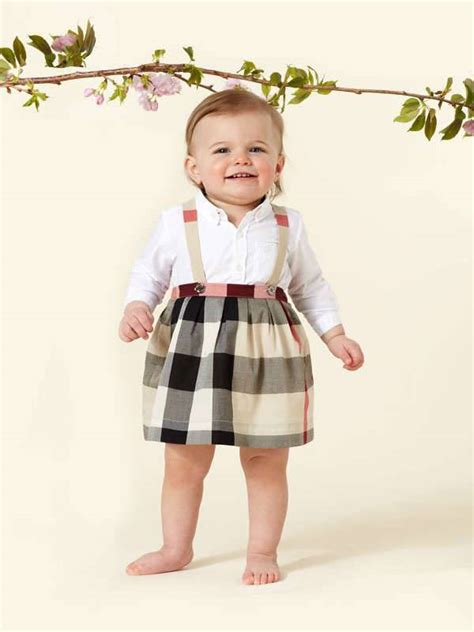 burberry baby outfit newborn|Burberry newborn baby girl.